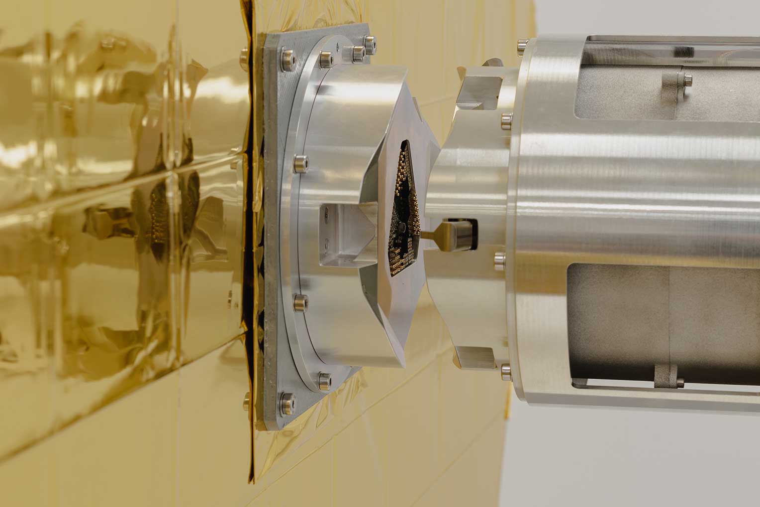 UMOR: Componentes universales de robótica modular para aplicaciones espaciales, industriales y médicas